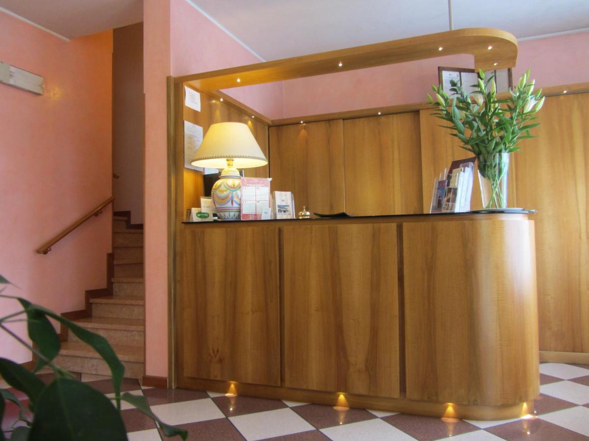 Hotel Ristorante Al Bassanello Bassano del Grappa Exterior photo